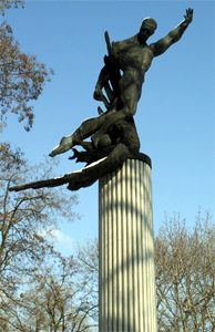 Памятник героям Киевского Динамо
